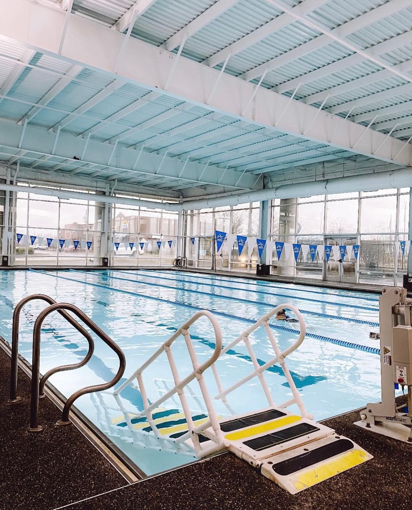 Just ONE WEEK until we will be welcoming all our new AND returning swimmers for our very first session of 2022 starting on Monday, January 24! 

We’re counting down the days on our fingers and toes until we can be in the water! 

Until then, PLEASE do not hesitate to contact us with ANY first timer questions or concerns. We are here to listen, share and pass along whatever advice you’re looking for regarding our ISR lessons. Also, our website is a great source too (see link in bio).

Please feel free to DM us or shoot us an email at c.slay@infantswim.com.